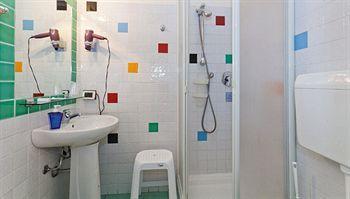 Hotel Rainbow ปาแลร์โม ภายนอก รูปภาพ
