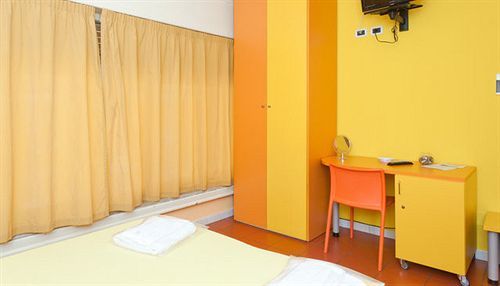 Hotel Rainbow ปาแลร์โม ภายนอก รูปภาพ