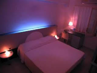 Hotel Rainbow ปาแลร์โม ภายนอก รูปภาพ